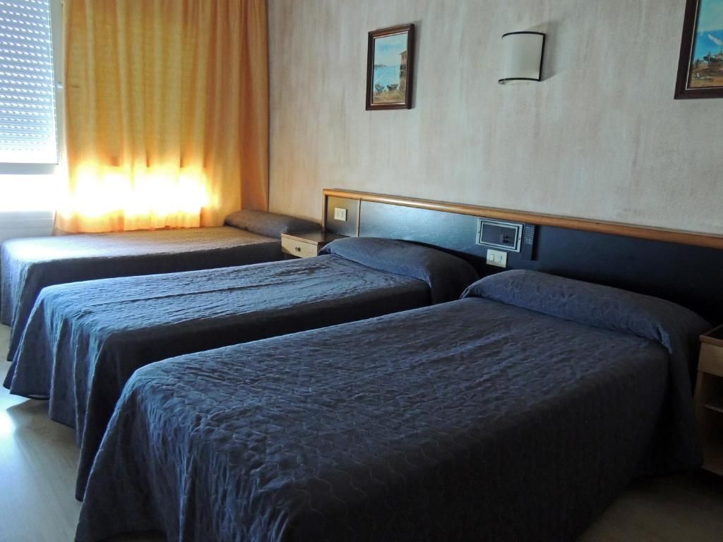 Hotel Vilobi Park Girona Airport www.hotelaeroportgirona.com